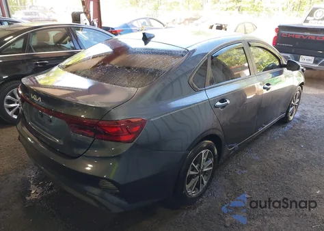 2024 Kia Forte Lxs из США, поврежденный, VIN 3KPF24AD4RE743407